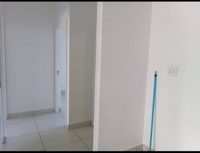 2 BEDROOM APARTMENT FOR SALE IN UMHLANGA RIDGE
